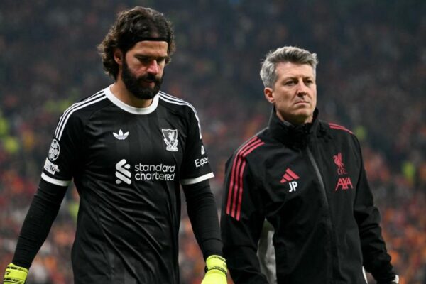 Premier League press conferences Maresca Howe Slot