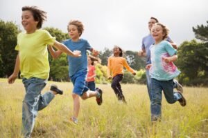 10 outdoor activities at home including gardening, backyard games, outdoor workouts, and family nature activities